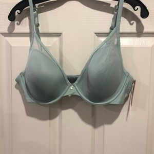 ThirdLove classic uplift plunge bra